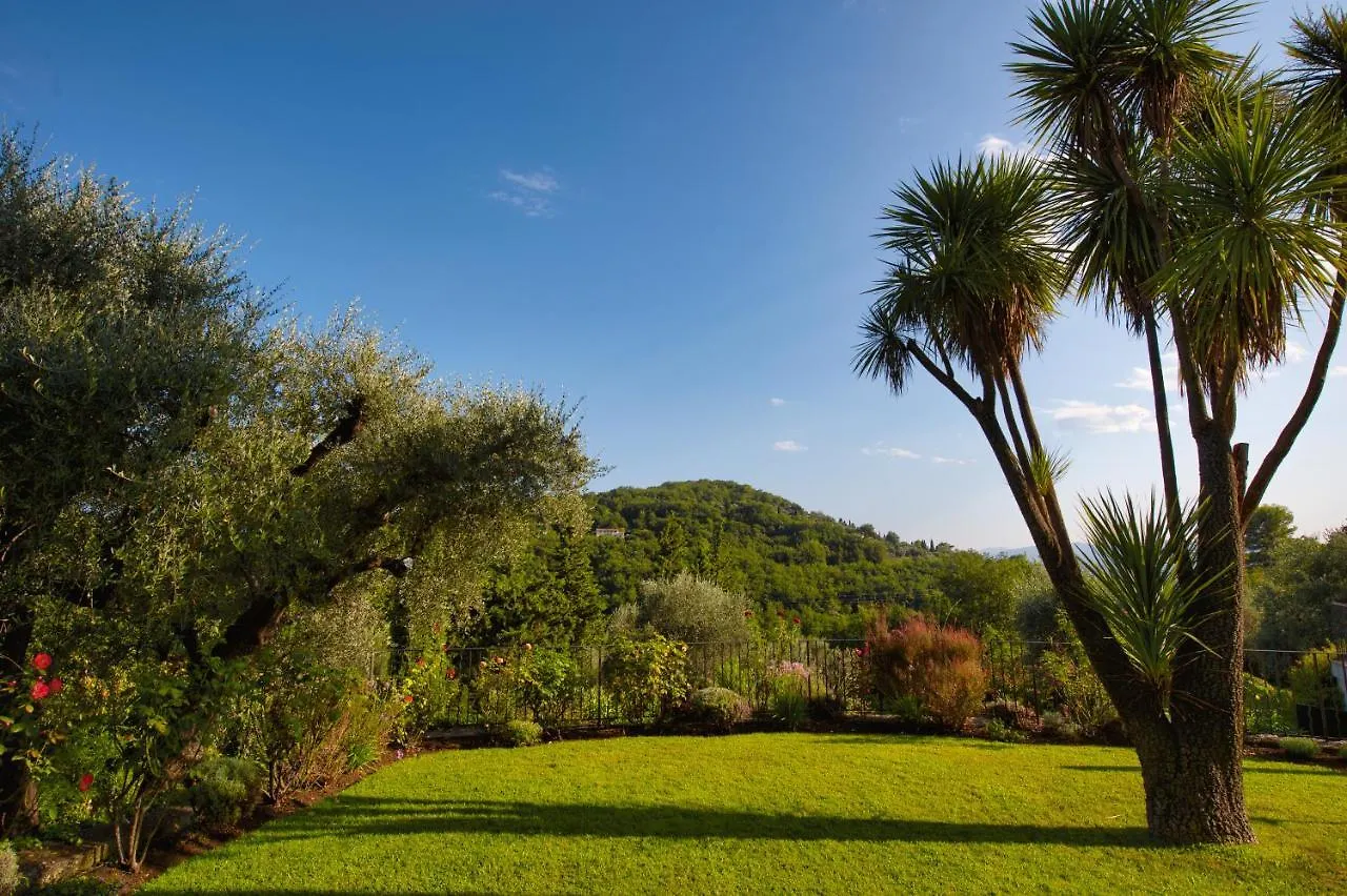 Mas Du Roc Bed & Breakfast Grasse France