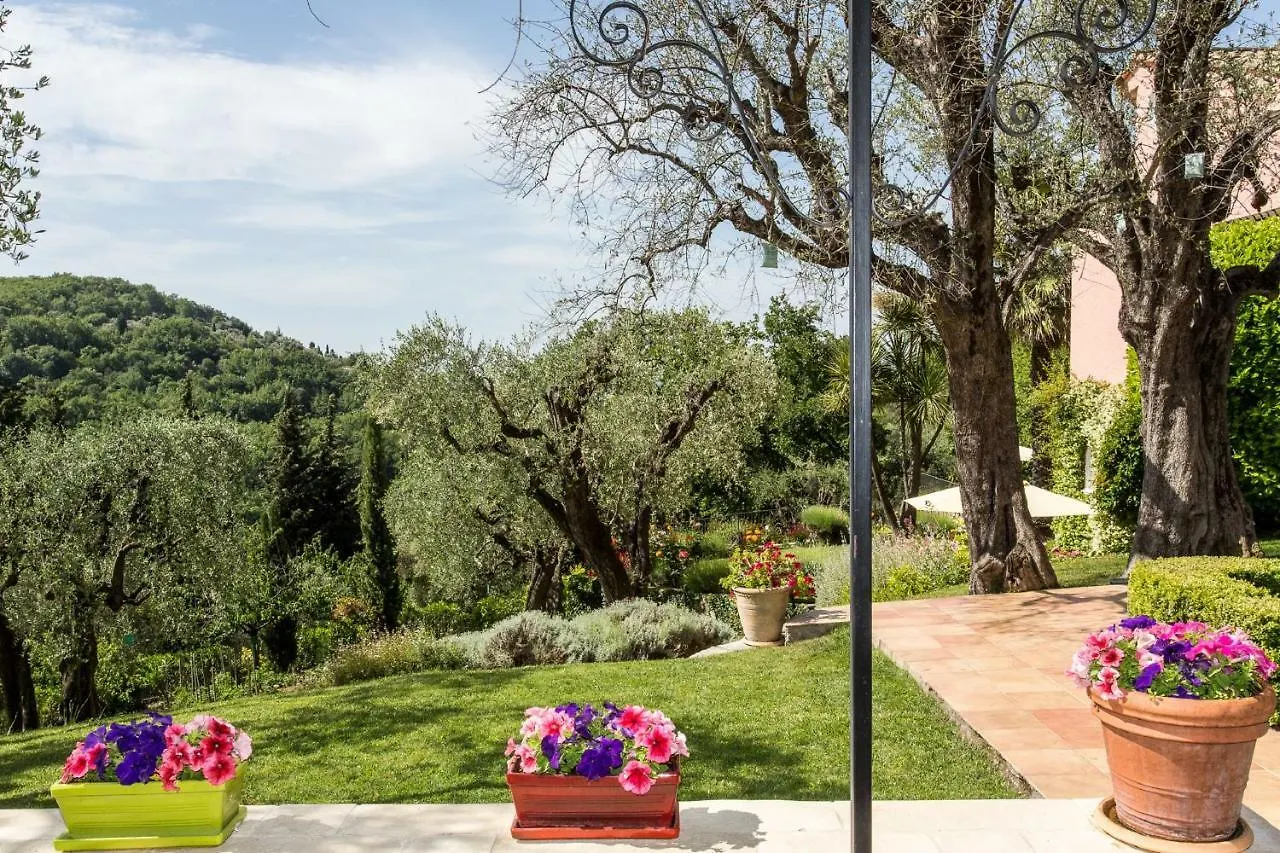 Mas Du Roc Bed & Breakfast Grasse